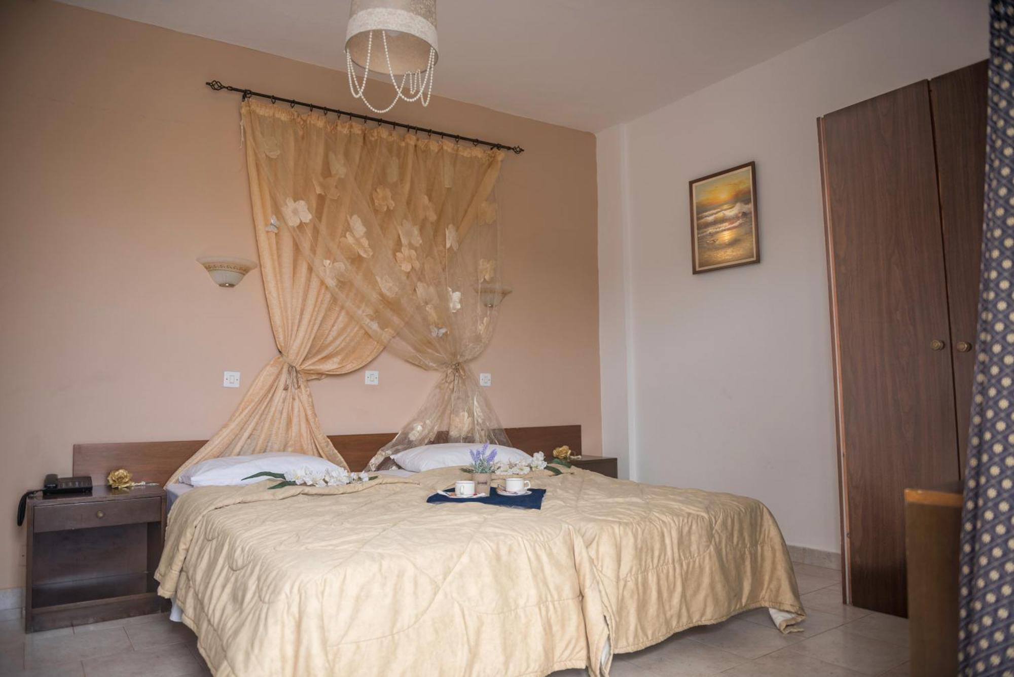 Antonios Hotel Faliraki Habitación foto